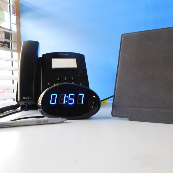 HCWIFICLOCKHD-WIFI HD CLOCK