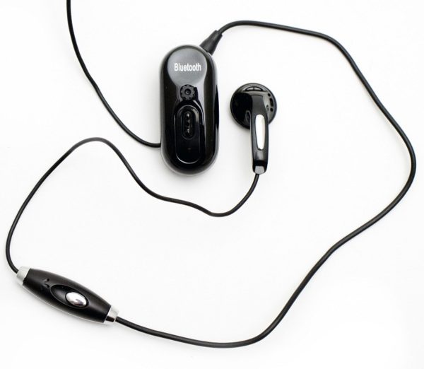 Bluetooth Clip Hidden Camera - Image 2